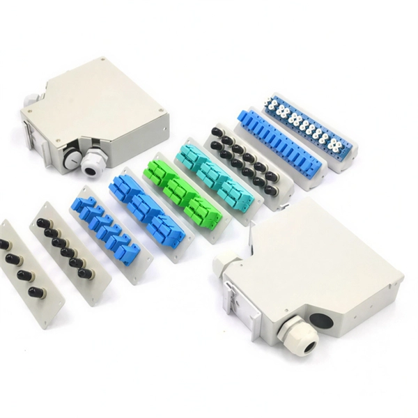Techniques and methods for splicing fiber optic junction boxes and fiber optic trays