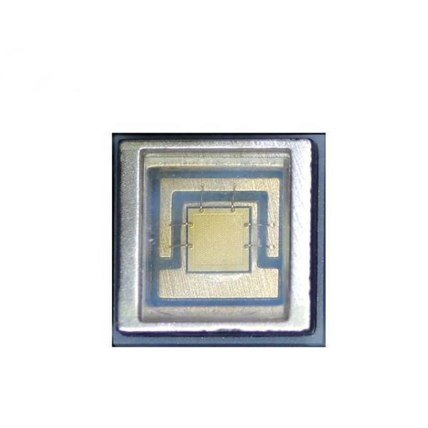 Heavy rain under 12-core optical cable