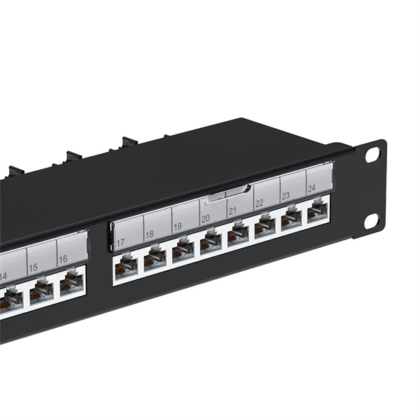 Immersion Liquid Cooling for Quantum Communication Edge Data Centers