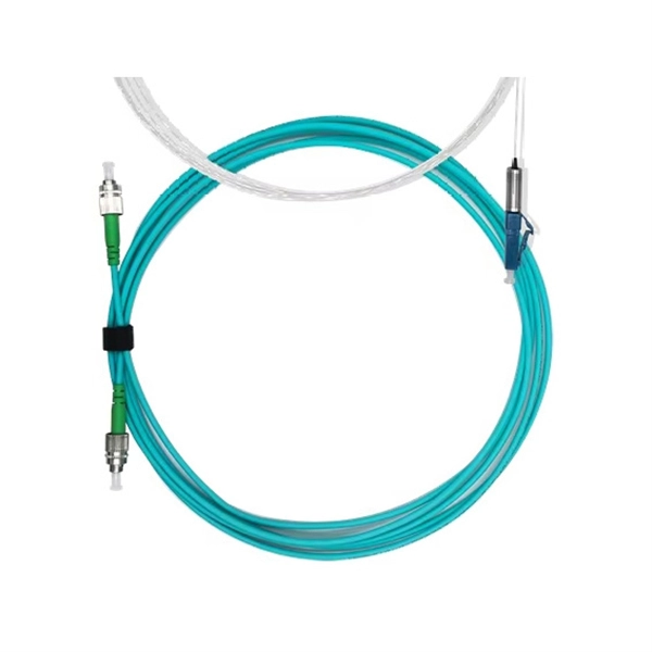 Single-mode four-core fiber optic material
