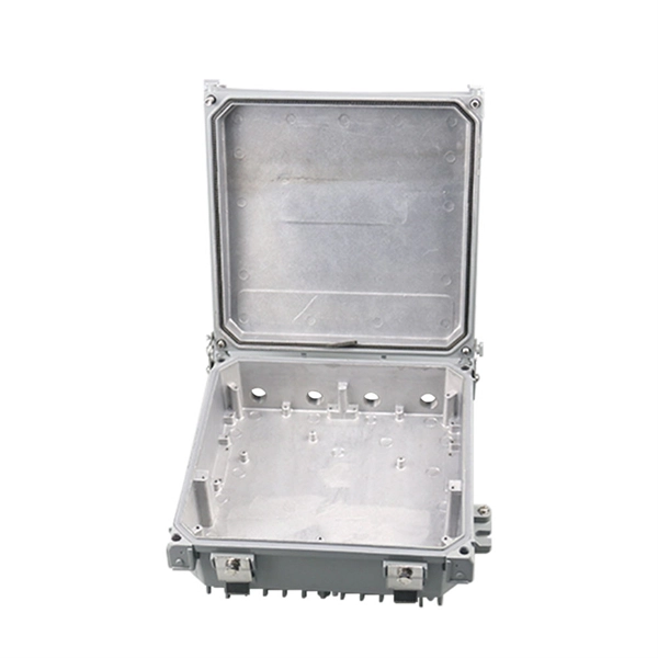 Standard busbar at the top of the protection cabinet