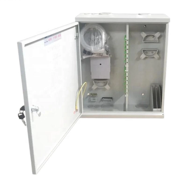 Optical module capacitor coupling pull-up voltage