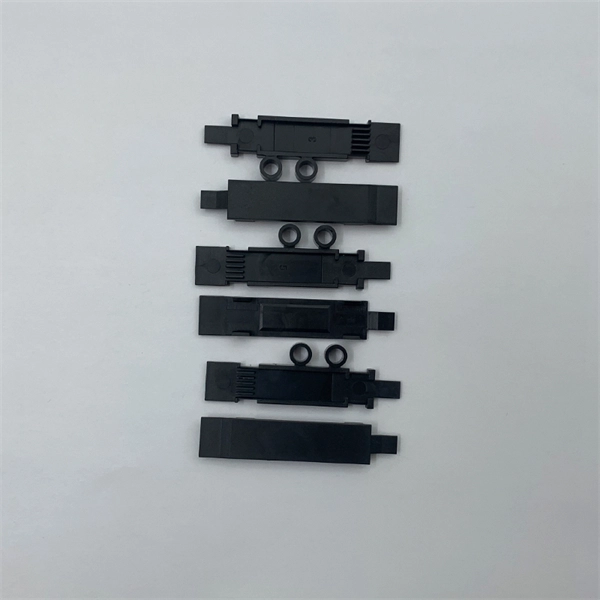 Flip-top fiber optic adapter
