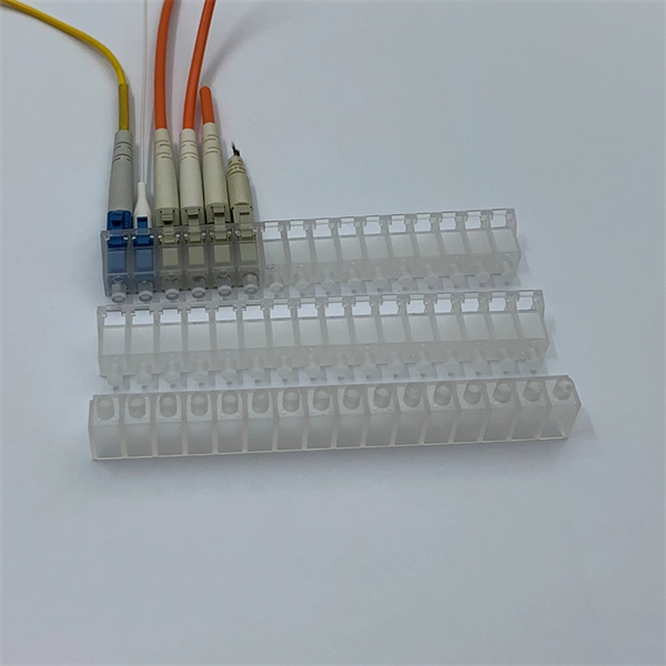Principle of Optical Splitter in Computer Room
