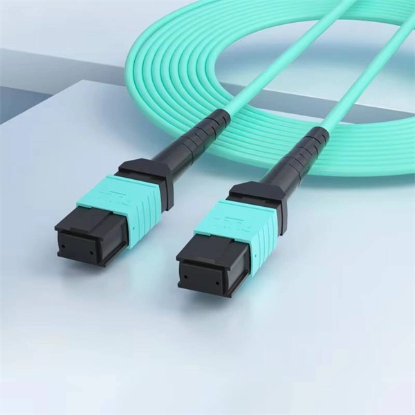Incline optical cable