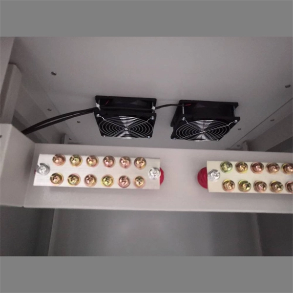 Waterproof electrical distribution box