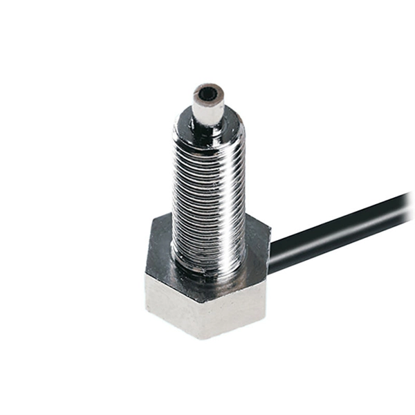 Connecting the core switch to the router